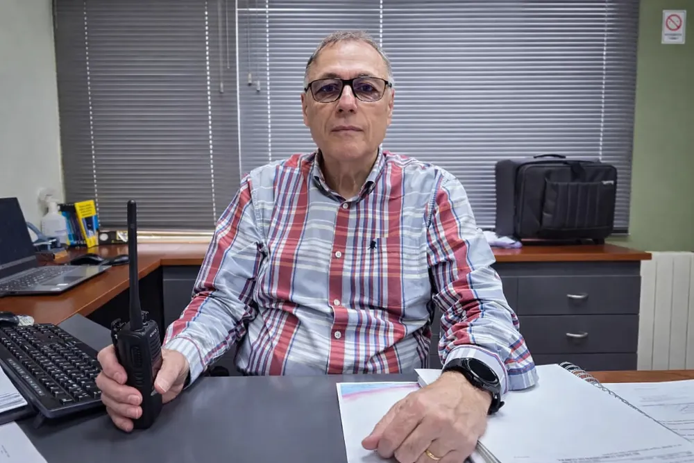 Walter García en su oficina 161225