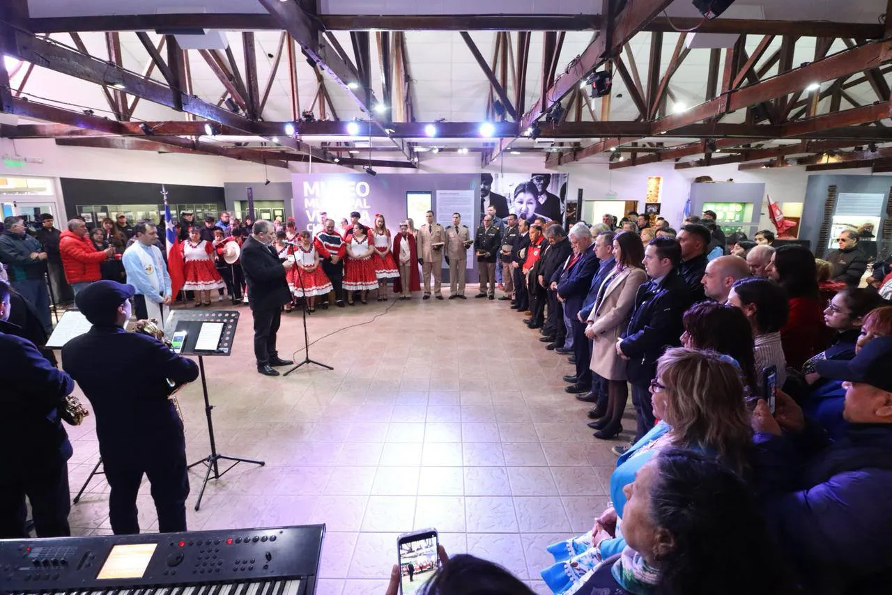 photo_5071529338133482311_y